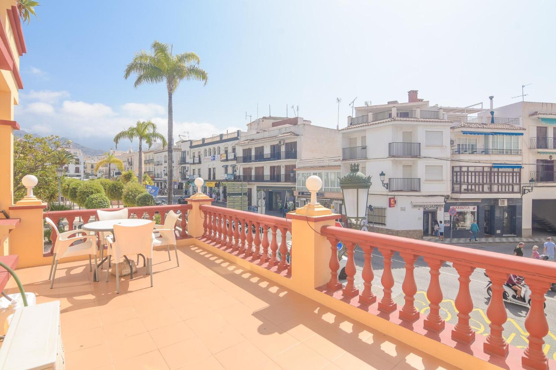 Hostal La Ermita Нерха Екстериор снимка