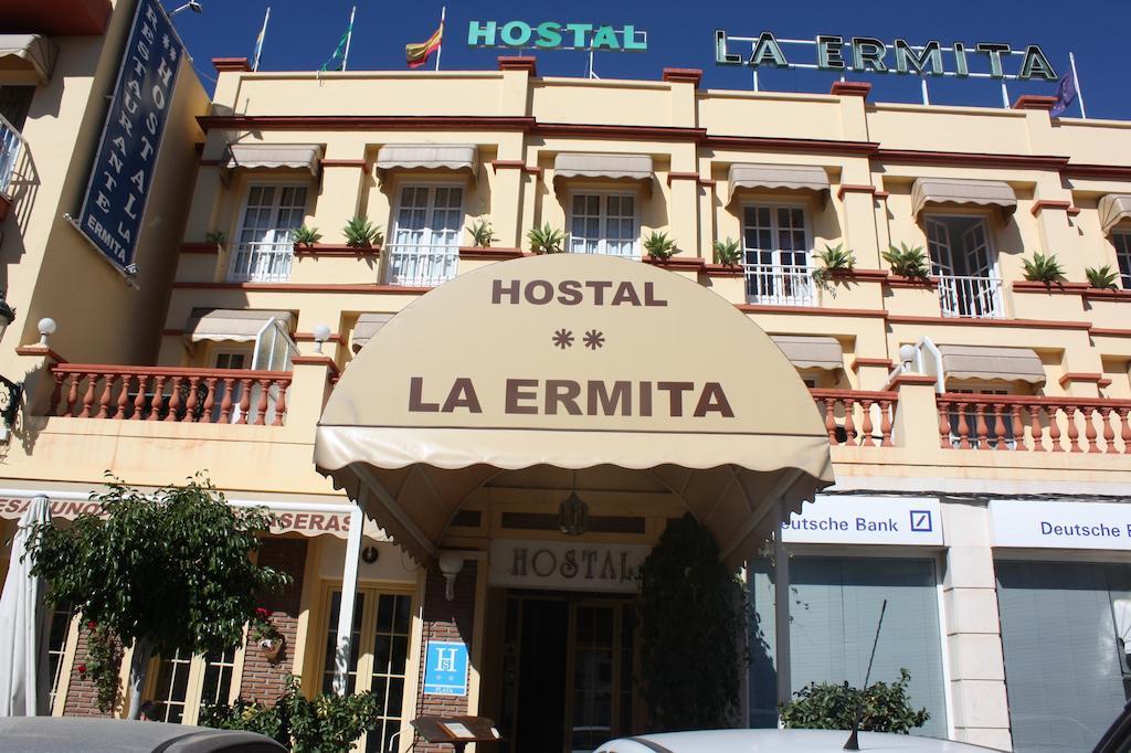 Hostal La Ermita Нерха Екстериор снимка